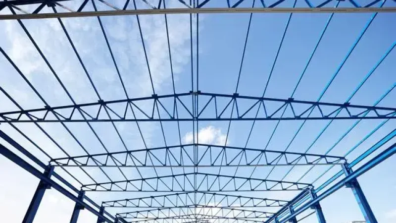 Galpão com estrutura metálica